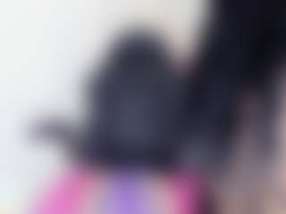 Live cam show with kaitllyn-queen - Twerk Ebony on SquirtSoMuch
