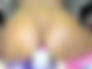 Live cam show with kaitllyn-queen - Black Squirt on intimatelivegirls.com