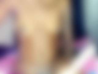 Live cam show with kaitllyn-queen - Nipple Piercings on chickslive.net