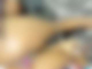 Live cam show with kaitllyn-queen - Public on Camsoda