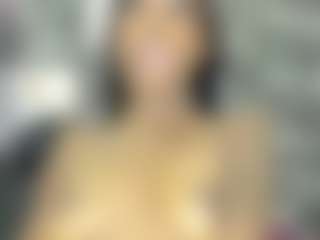 Live cam show with kaitllyn-queen - Ebony Teen (18+) on Gym Cam Girls | colombia