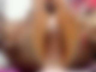 Live cam show with kaitllyn-queen - Ebony Teen (18+) on intimatelivegirls.com