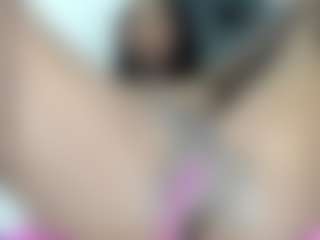 Live cam show with kaitllyn-queen - Nipple Piercings on live.xheat.ai