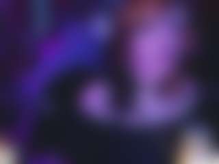 Live cam show with r2dhoe - Smoking on Latina Girls