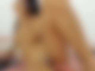 Live cam show with SashaaMoon - Brown Hair on Hubzter Live