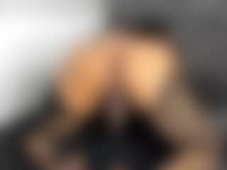 ArianaSalazar's Live Sex Cam Show