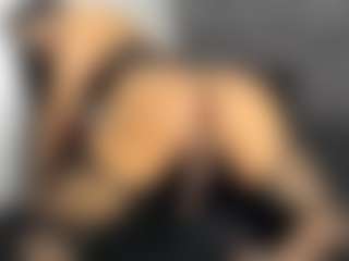 ArianaSalazar's Live Sex Cam Show