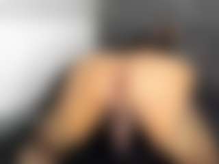 ArianaSalazar's Live Sex Cam Show