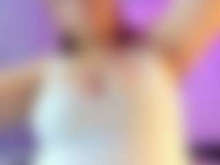 Milf Victoria's Live Sex Cam Show