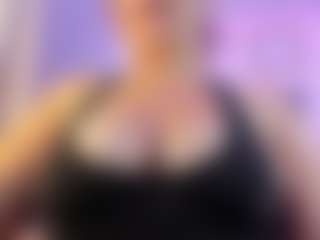 Milf Victoria's Live Sex Cam Show