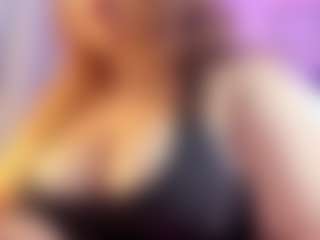 Milf Victoria's Live Sex Cam Show