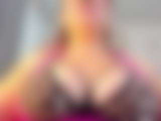 Milf Victoria's Live Sex Cam Show