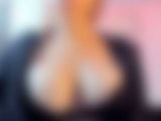 Milf Victoria's Live Sex Cam Show