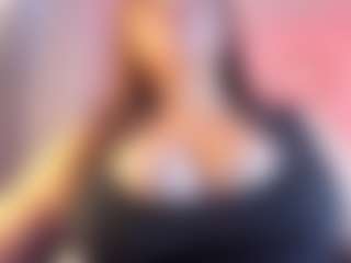 Live cam show with Milf Victoria - Middle Aged on Streamer API