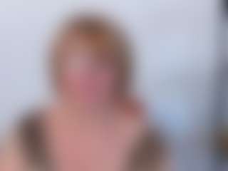 Live cam show with MarieDesire - Body Massage on liverealitysex.com