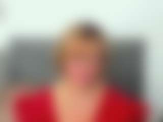Live cam show with MarieDesire - Mature on CamwithHer
