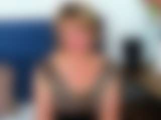 MarieDesire's Live Sex Cam Show