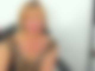 MarieDesire's Live Sex Cam Show