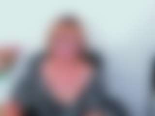 Live cam show with MarieDesire - Body Massage on Hubzter Live