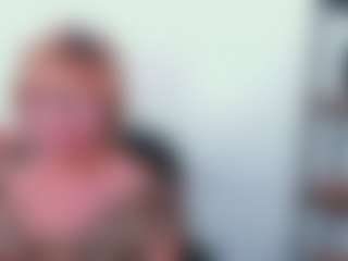 MarieDesire's Live Sex Cam Show