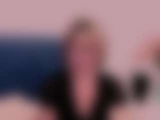 MarieDesire's Live Sex Cam Show