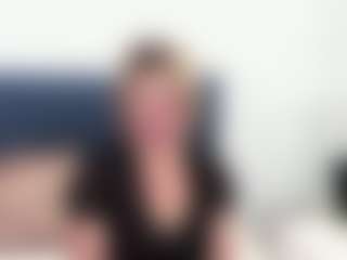 MarieDesire's Live Sex Cam Show