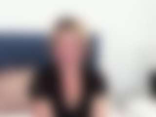 MarieDesire's Live Sex Cam Show