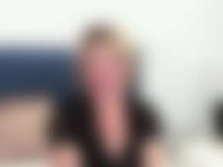 MarieDesire's Live Sex Cam Show