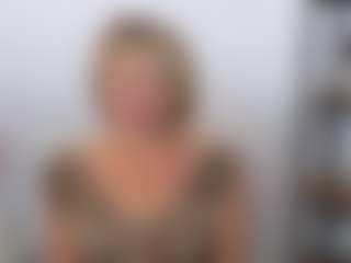 MarieDesire's Live Sex Cam Show