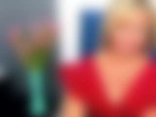 Live cam show with MarieDesire - Average on Streamer API