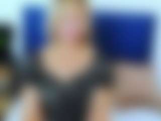 MarieDesire's Live Sex Cam Show