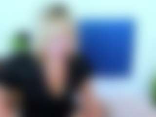 Live cam show with MarieDesire - Mature on AdultVida.com