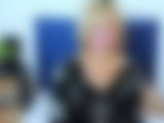 MarieDesire MILF webcam performer live streaming