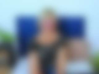 Live cam show with MarieDesire - Upskirt on Sweet Sext