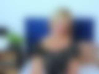MarieDesire's Live Sex Cam Show