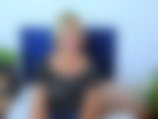 Live cam show with MarieDesire - Blonde Hair on Gym Cam Girls