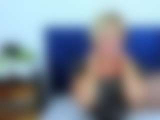 MarieDesire's Live Sex Cam Show