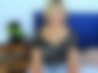 MarieDesire's Live Sex Cam Show