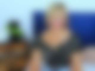 Live cam show with MarieDesire - Mature on 1on1-livenow