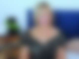 Live cam show with MarieDesire - Granny MILF on live18s.com