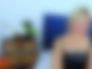 Live cam show with MarieDesire - Granny on Camsoda