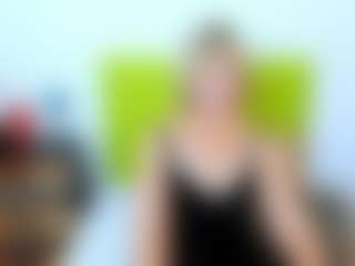 Live cam show with MarieDesire - Granny on fapnchat