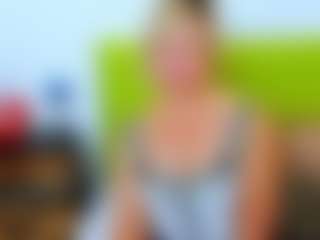 Live cam show with MarieDesire - Granny MILF on Gym Cam Girls