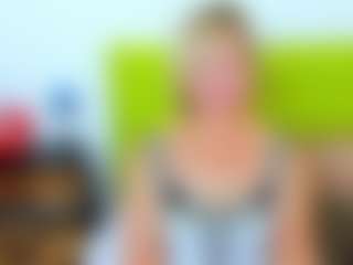 MarieDesire's Live Sex Cam Show
