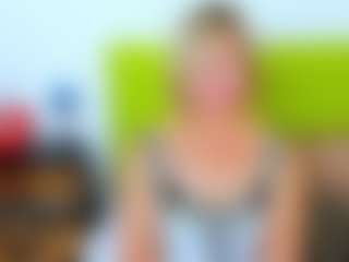 Live cam show with MarieDesire - Granny MILF on xplaylive.com