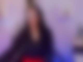 Live cam show with Zuzana21 - Flash on Camsoda