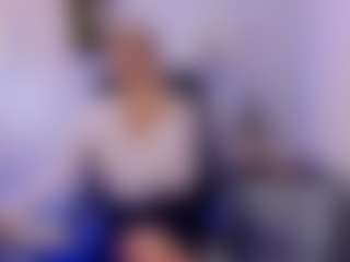 Live cam show with Zuzana21 - Flash on PervPlay.com