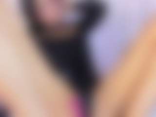 Live cam show with LinaGlam - Petite on Sweet Sext