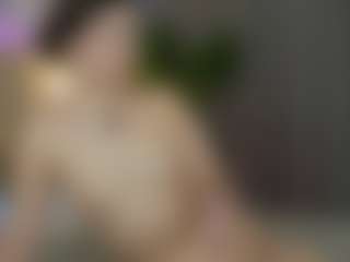 Live cam show with OneLaya - Moaning on SquirtSoMuch