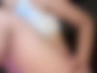 Piper's Live Sex Cam Show